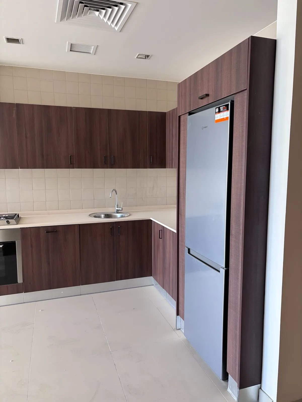 Apartment 707