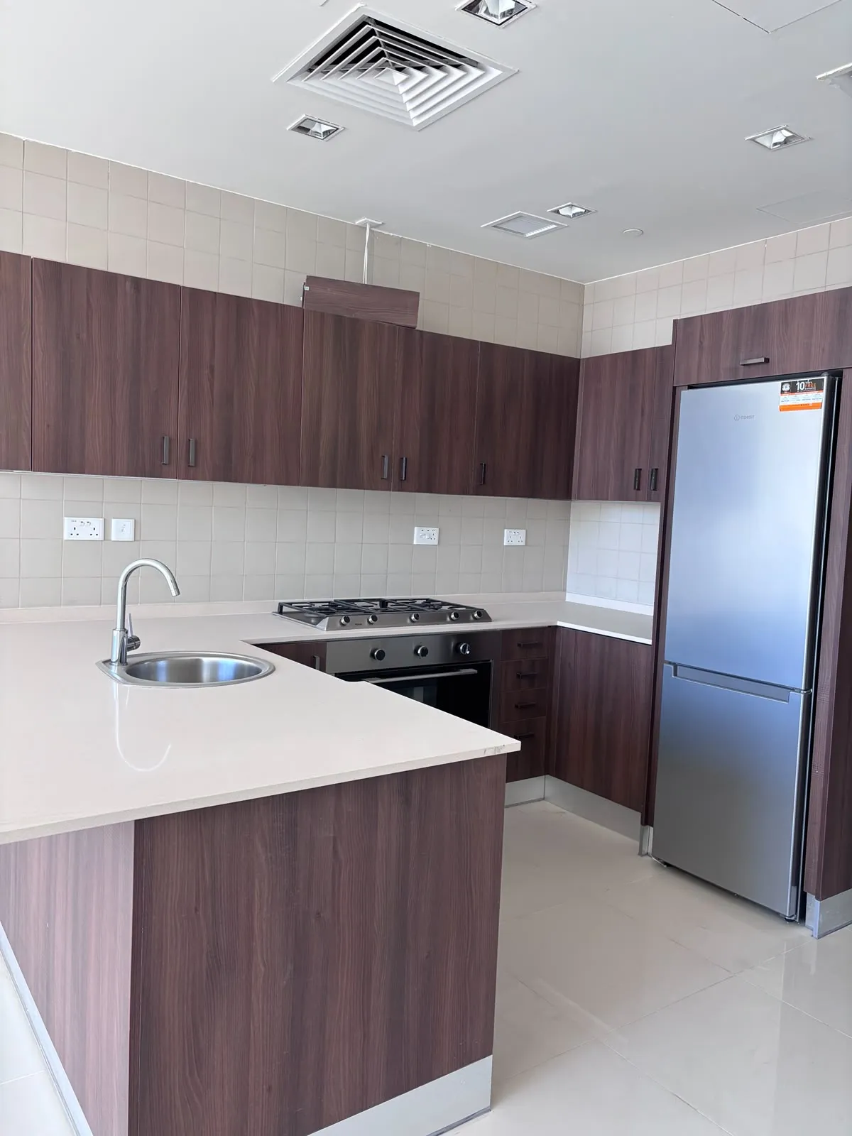 Apartment 706